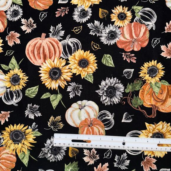 Sunflower Pumpkin Fall Harvest by Hi-Fashion Fabrics - 1/2 Yard - Leaves - Picture 2 of 7